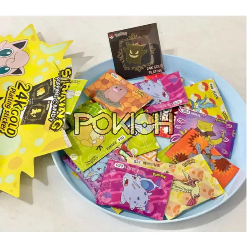 Pokemon Striking Popping Candy 30G + 24K Gold Sticker(1 Random Character) Variety Pack